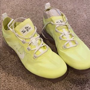 Nike vapor max 8.5 women’s highlighter yellow